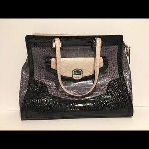 🔥 PRICE DROP • Guess Purse Tote •